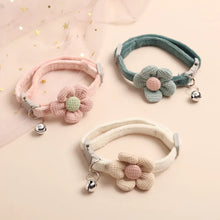 Cute Flower Cat Collar with Adjustable Buckle and Bell