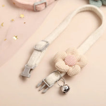 Cute Flower Cat Collar with Adjustable Buckle and Bell